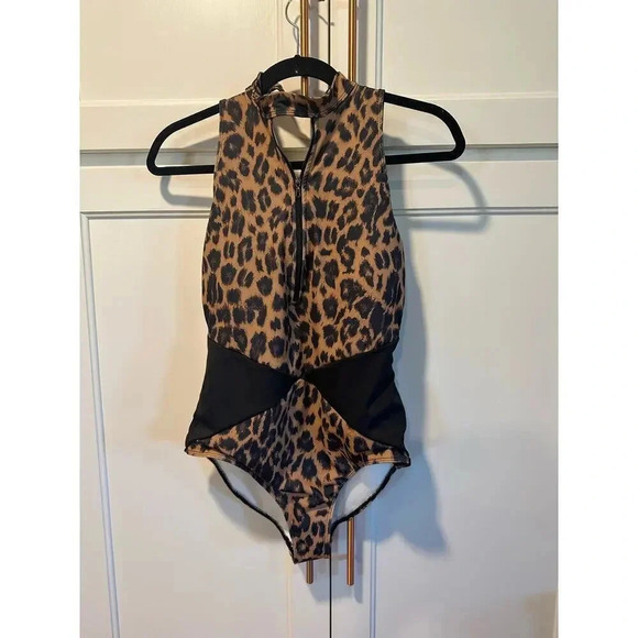 Crazy Train Leopard Swimsuit NWT Medium - Picture 2 of 5